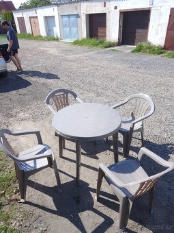 zahradní plastový set