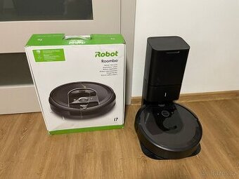 iRobot Roomba i7 7158 + cleanbase