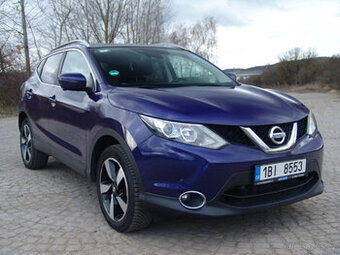 Nissan Qashqai, automat, najeto 72t.Km.