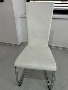 8 x bílá jídelní židle