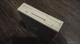 Interní disketová mechanika Sony