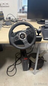 Logitech Driving Force Pro