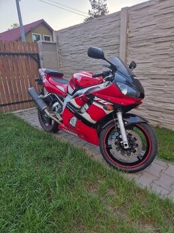 Yamaha r6