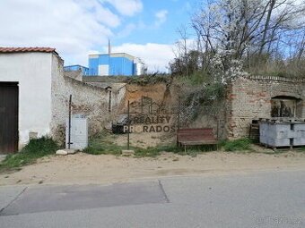 K prodeji stavební pozemek 158 m2 v Hodonicích, prodej stave