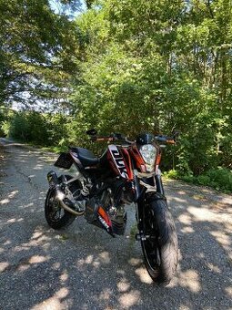 KTM Duke 125, r.v. 2011