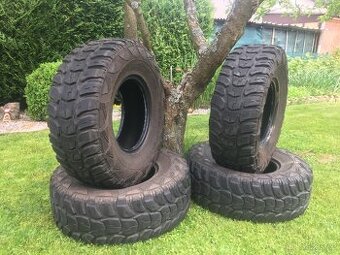 Pneu MT 32x11.50 R15 / 295/75 R15 Kumho