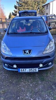 Peugeot 1007