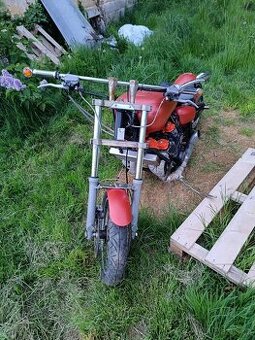 Yamaha FJ1100 - 1