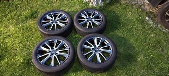 Alu sada kol Mazda 215/50 R18 letní top stav