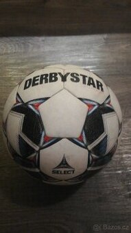 Fotbalový balón select