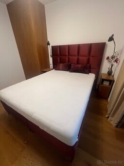 Luxusní boxspringová manželská postel