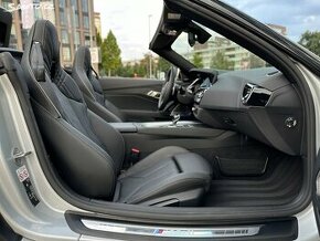 BMW z4 M40i - lišta