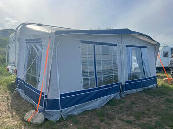 Karavan Hobby 500