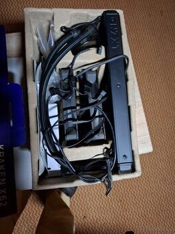 NZXT x62