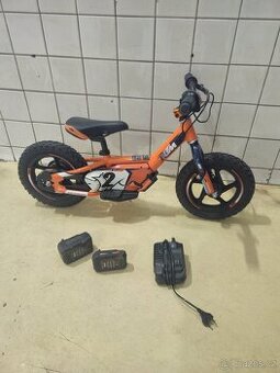 Elektrické odrážedlo Stacyc 12 KTM