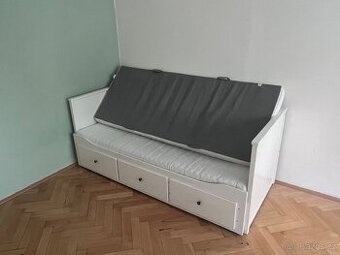 Rozkládací postel Ikea Hemnes
