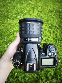 Nikon D7000 + Sigma 28mm f/1,8 ASPHERICAL EX DG MACRO