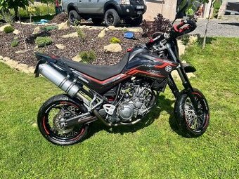 Yamaha XT660X