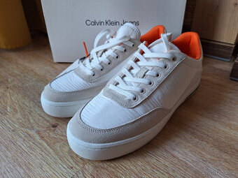 Nové boty Calvin Klein vel. 43