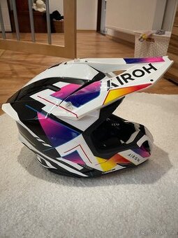 MX HELMA AIROH TWIST 3 - 1