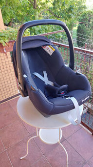 Maxi-Cosi CabrioFix i-Size - autosedačka + základna