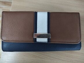 Dámská peněženka