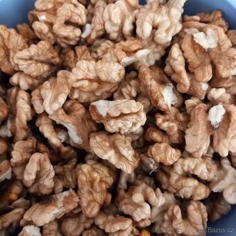 Vlašské ořechy loupané