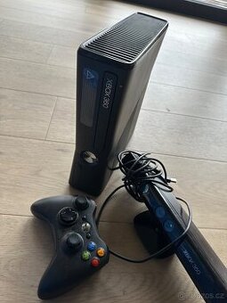 Xbox360 + kinnect + 1 ovladač