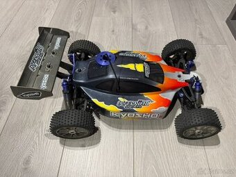 RC auto na benzín