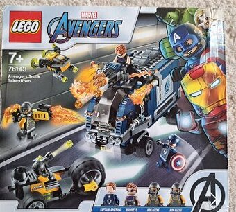 LEGO Super Heroes 76143 Avangers. Boj o náklaďák