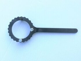 Klíč k matici ložiska diferenciálu VW