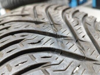 Zimní pneu 195 60 15