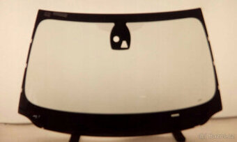 BMW 7 F01 čelní sklo