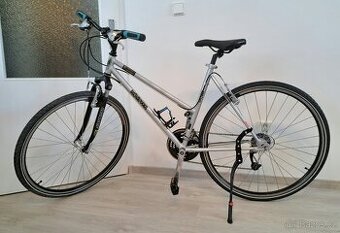 Stříbrné dámské trekingové kolo 28" – rám VELAMOS