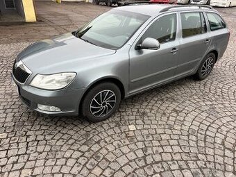 Skoda octavia combi 1.6 TDI, 77kw ,rv2013, koupeno nove v CR