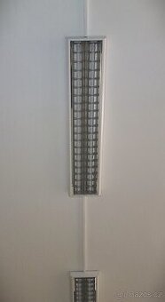 Dílenské skladové zářivky 125  cm