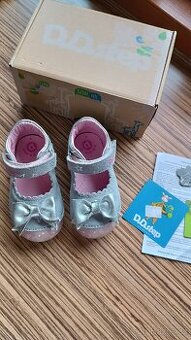 DD step nové bot pro holčičku, vel 22