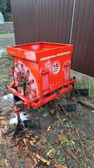 Sazec brambor dvouradkovy 65cm rozteč