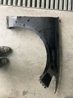 Pravý přední blatník - Ford Mondeo