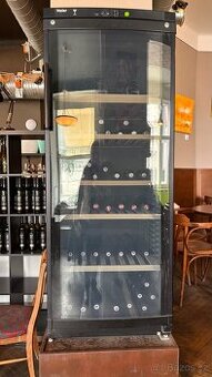 Vinoteka / wine cooler