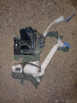 Fabia 2 nádrž ostřikovače