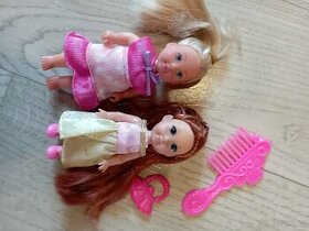 2 panenky s doplňky