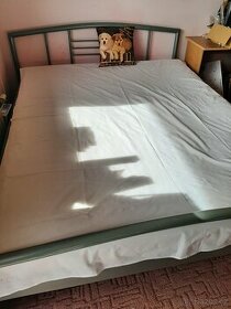 Kovová manželská postel - 1