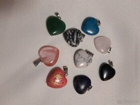 Přívěšek srdce z různých drahých kamenů - 1