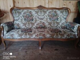 Starožitná dřevěná rustikální čalouněná pohovka,gauč - 1