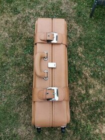 Cestovní retro kufr