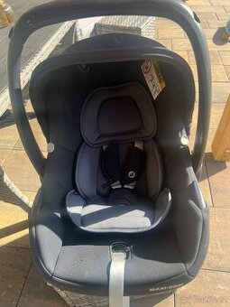 Vajíčko,MaxiCosi CabrioFix sedačka do auta pro kojence 0-9kg