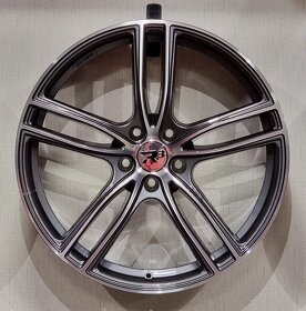 německá alu R3 WHEELS H01 8,5x20" 5x120 ET35 R20