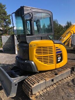 Komatsu PC40MR