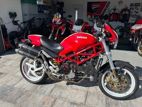 Ducati Monster S4R 2005 spěchá